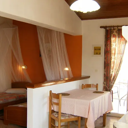 Mary Apartament Agios Gordios (Corfu)