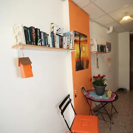 Apartment Mary